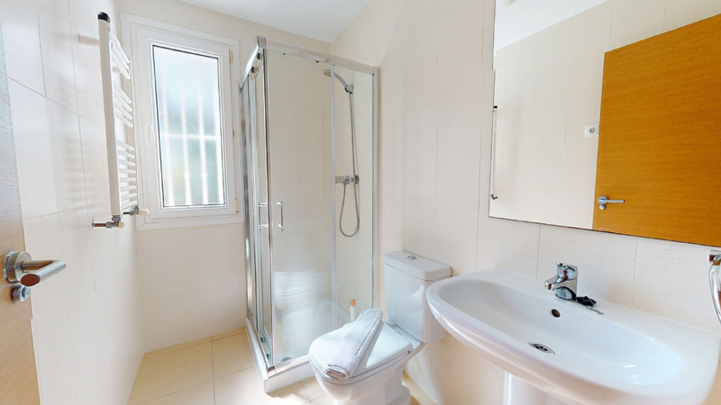 Main Bathroom